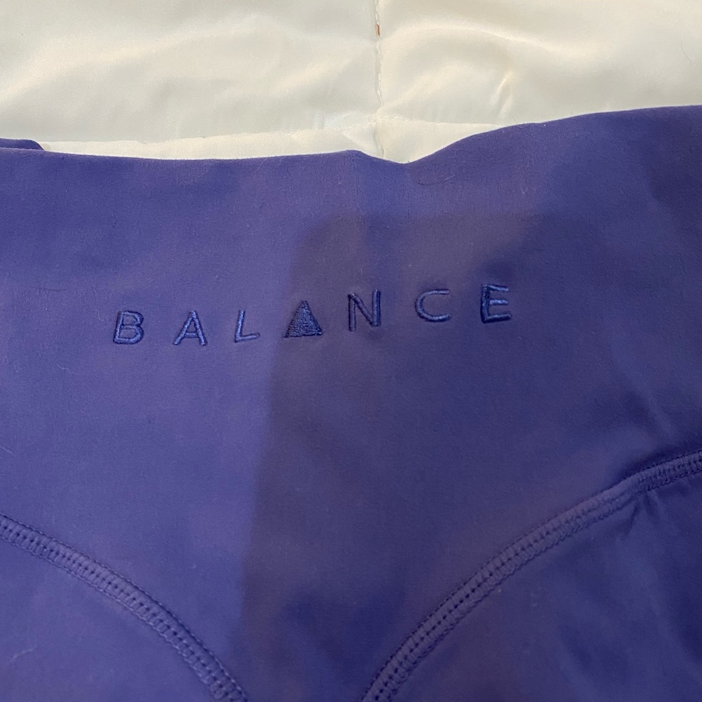 Gently worn balance athletica cloud legging
